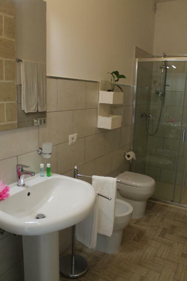 B&B Villa 16 Pini レッチェ エクステリア 写真